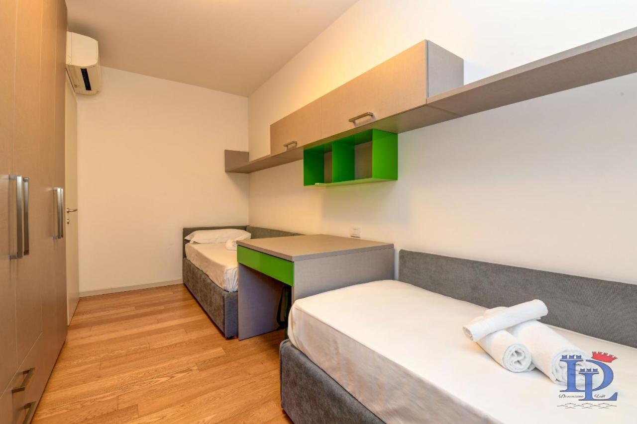 Desenzanoloft Official Partner Marriott Homes & Villas - Oscar Luxury Suite Desenzano del Garda Exterior foto